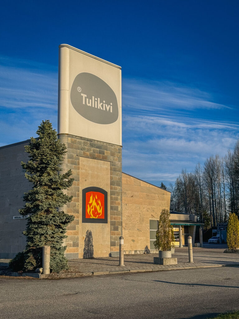 Tulikivi-studio ja Kivikylä, Juuka